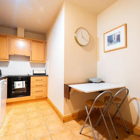 Central Dingle Stay