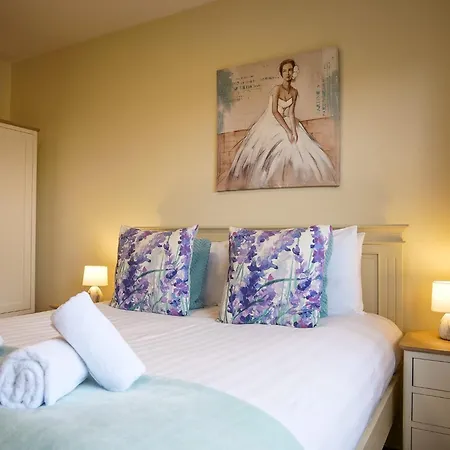 Central Dingle Stay 丁格尔