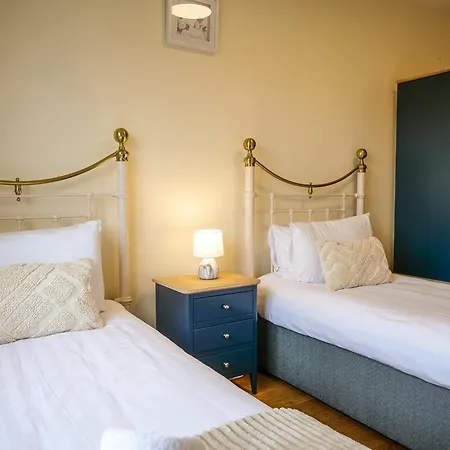 Apartment Central Dingle Stay