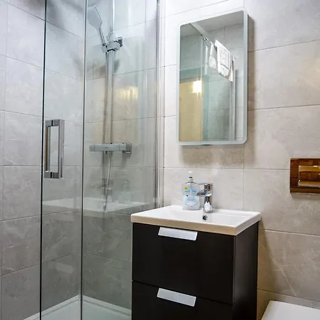 Central Dingle Stay Apartment