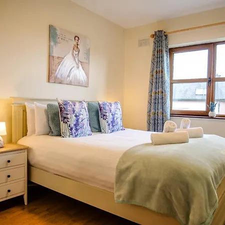 Apartment Central Dingle Stay