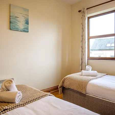 Central Dingle Stay Apartment *