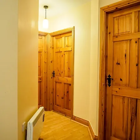 Central Dingle Stay